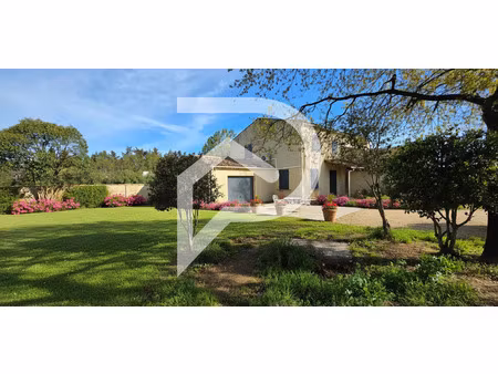 vente maison 4 pièces 78m2 aimargues 30470 - 290000 € - surface privée