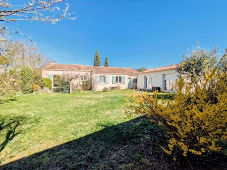 vente villa 7 pièces 160 m² à les aires (34600)  375 000 €