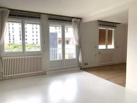 location appartement 71m² granville 50400