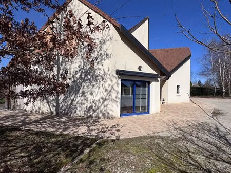 villa contemporaine  prestations haut de gamme.