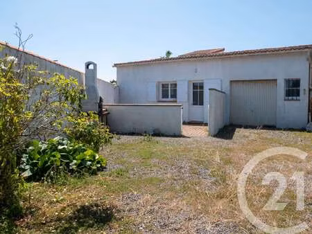 vente maison à brem-sur-mer (85470) : à vendre / 58m² brem-sur-mer