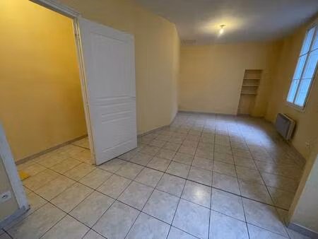 madame lucille denize