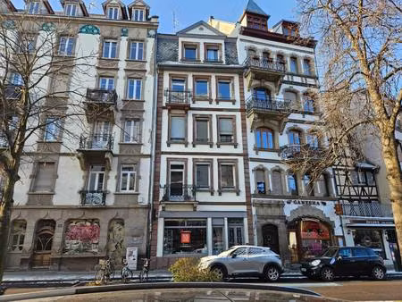 local d'activités à vendre