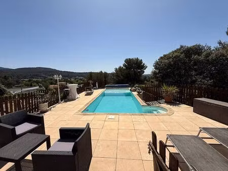 nestenn bouc bel air