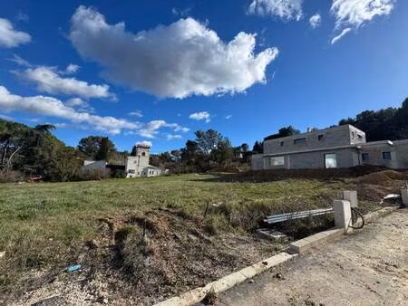 terrain constructible viabilisé à vendre