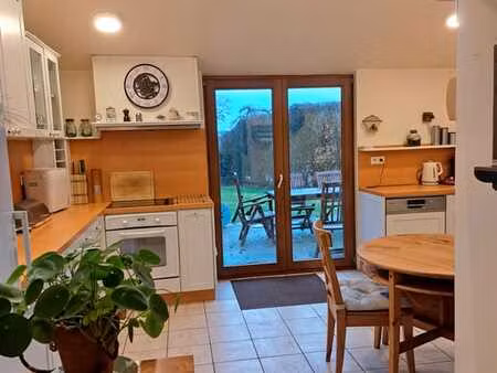 maison familiale avec jardin et verger au centre de jalhay