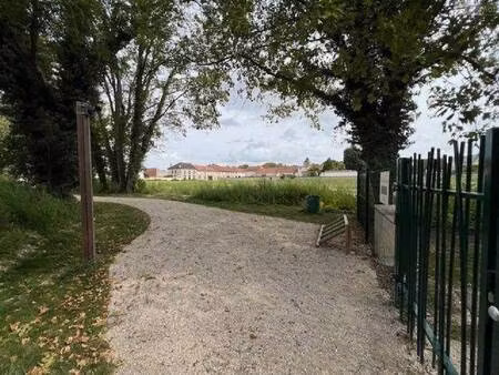 terrain constructible viabilisé à vendre