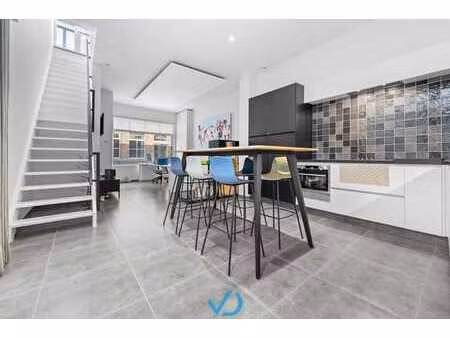 ruime en veelzijdige kantoorruimte met garage in het cent...