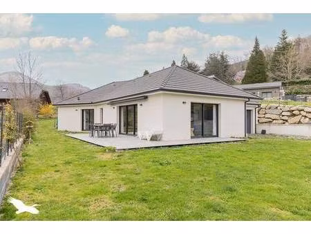 maison de plain-pied à vendre