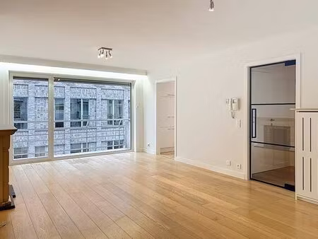 appartement à louer à roeselare € 700 (lm3c1) - dewaele - roeselare | zimmo