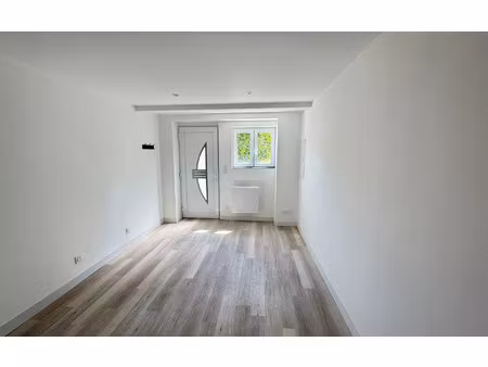 location appartement  54.15 m² t-3 à panazol  695 €