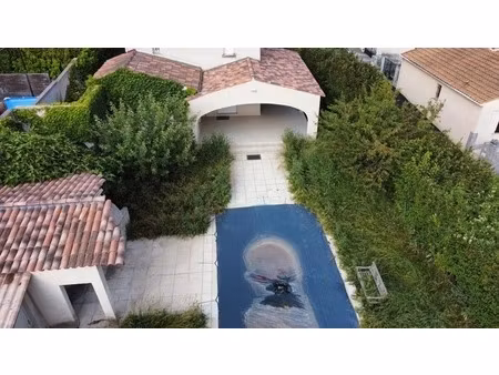 belle maison de 120 m2 dans propriété de fermée a vendre à mallemoisson (04510)