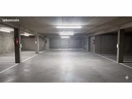 place de parking souterrain