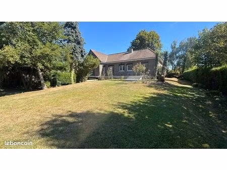 jolie maison rénovée avec sous-sol complet et jardin dans le village prisé de mérignies