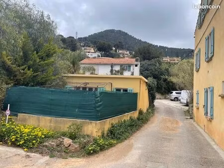 carqueiranne  t2 en rdj avec parking