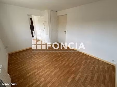 studio 1 pièce 24 m²