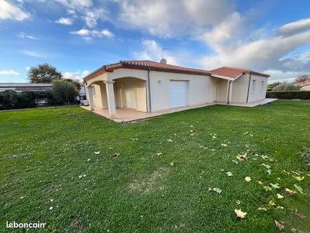 grande maison à louer