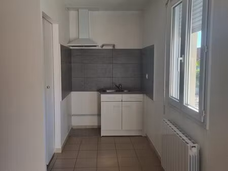 studio de plain pied 30 m2 a neuville les decize