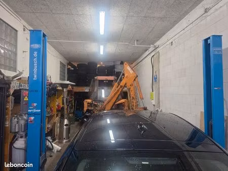 box/local/entrepôt/garage