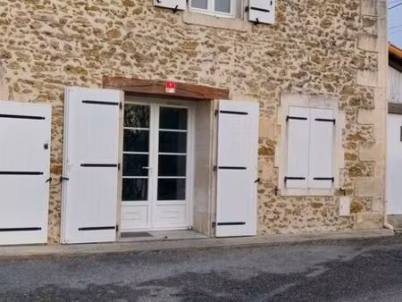 maison a louer tonnay charente