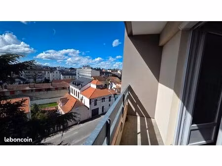 appartement t2 avec balcon et cave