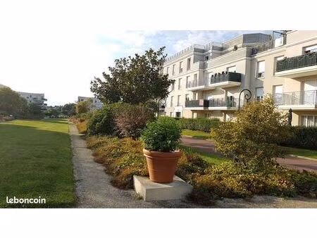 t2 de 42 m2 avec son immense terrasse de 19 m²