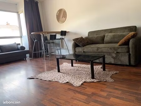 grand studio villeneuve d'ascq quartier sart/babylone