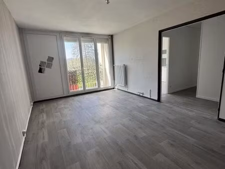 appartement 5 pièces 94 m²