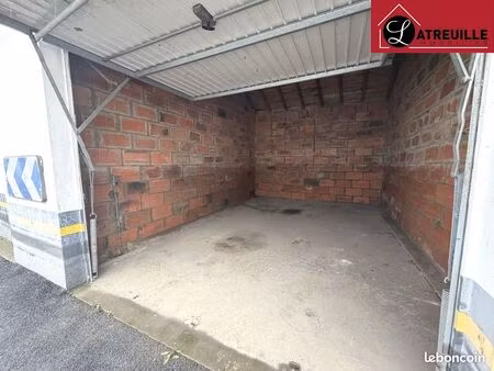 parking/box 1 pièce 16 m²