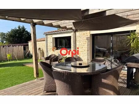 maison saint-agnant m² t-6 à vendre  367 000 €