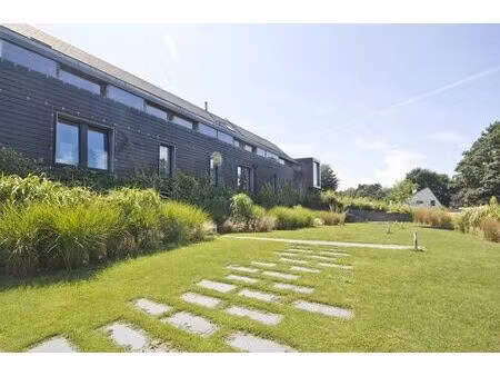 maison standing 3ch+jardin+terrasse+box2voitures  fort jaco