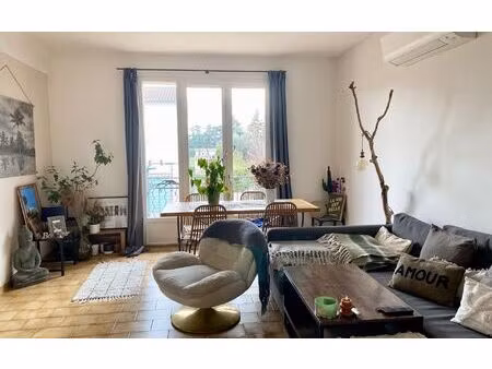 location maison  95.33 m² t-4 à la tour-d'aigues  1 050 €