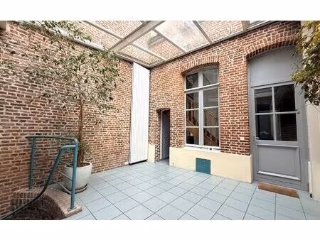 location maison  m² t-4 à lille  1 498 €