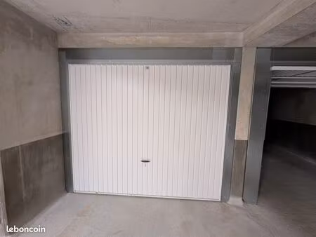 box ferme 2 7 x 5m antibes