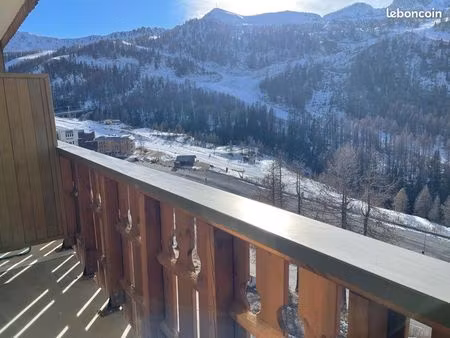 location à isola 2000