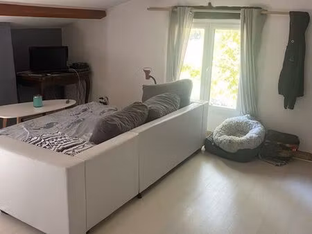 2 pièces à louer valbonne