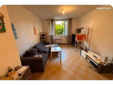 grand t2 au rez de chaussée 48m2