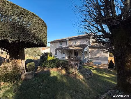 maison 6 pièces 147 m²