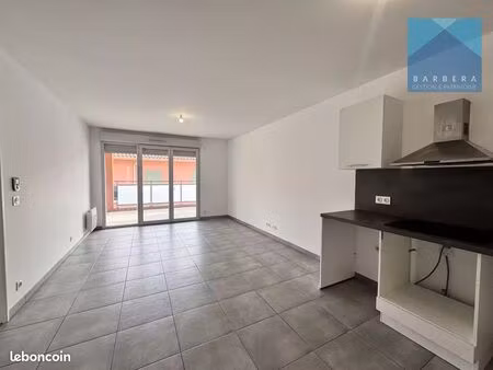 appartement 4 pièces 77 m²