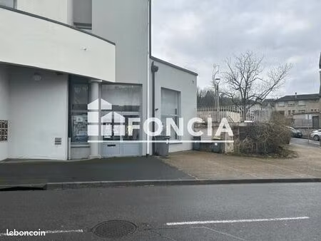 local commercial 116 m²