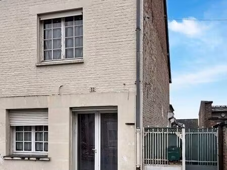 maison 7 pièces 90 m²