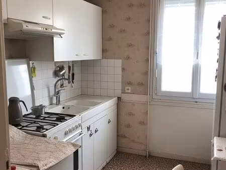 ◊ t3 investisseur - locataire en place - rentabilité 11 6% - montluçon (03) - 45 000