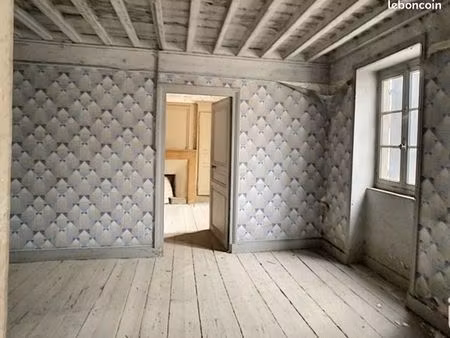 maison à rénover en pierres