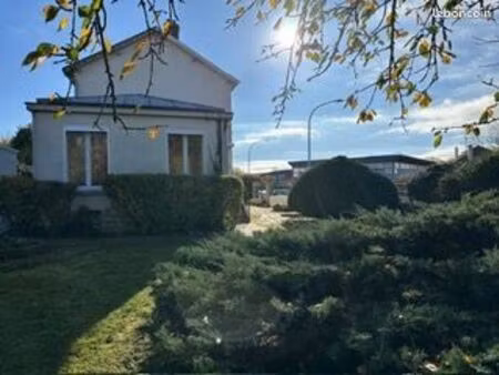 maison familiale lumineuse  grands volumes  emplacement recherché