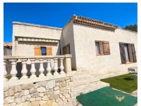 loue villa avec squatteur à intérieur