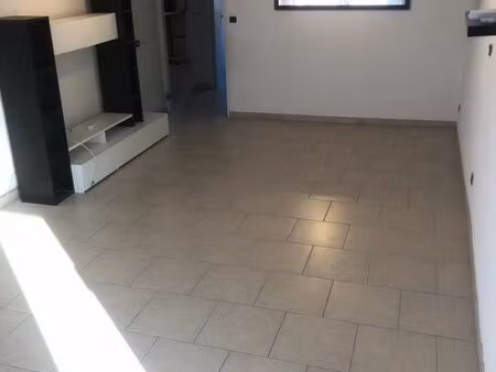 appartement f3 + parking