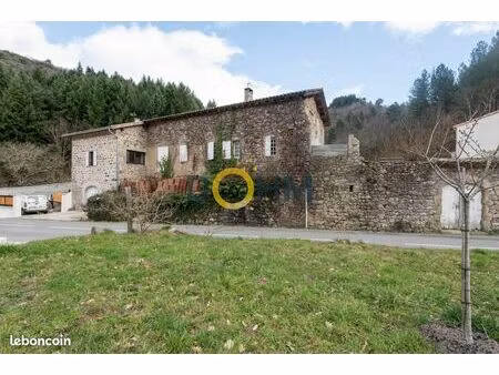 maison 5 pièces 131 m²