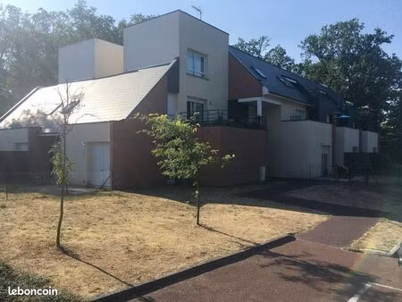 appartement 52m2 jardin clos residence laurence à laon