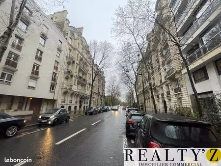 local commercial 35 m²