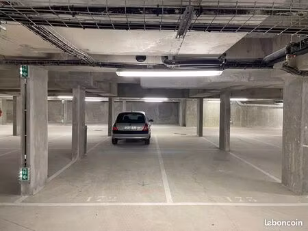 4 emplacements en carré